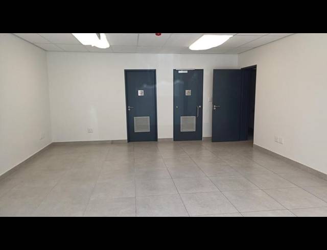 INDUSTRIAL PROPERTY TO RENT IN SAMRAND BUSINESS PARK